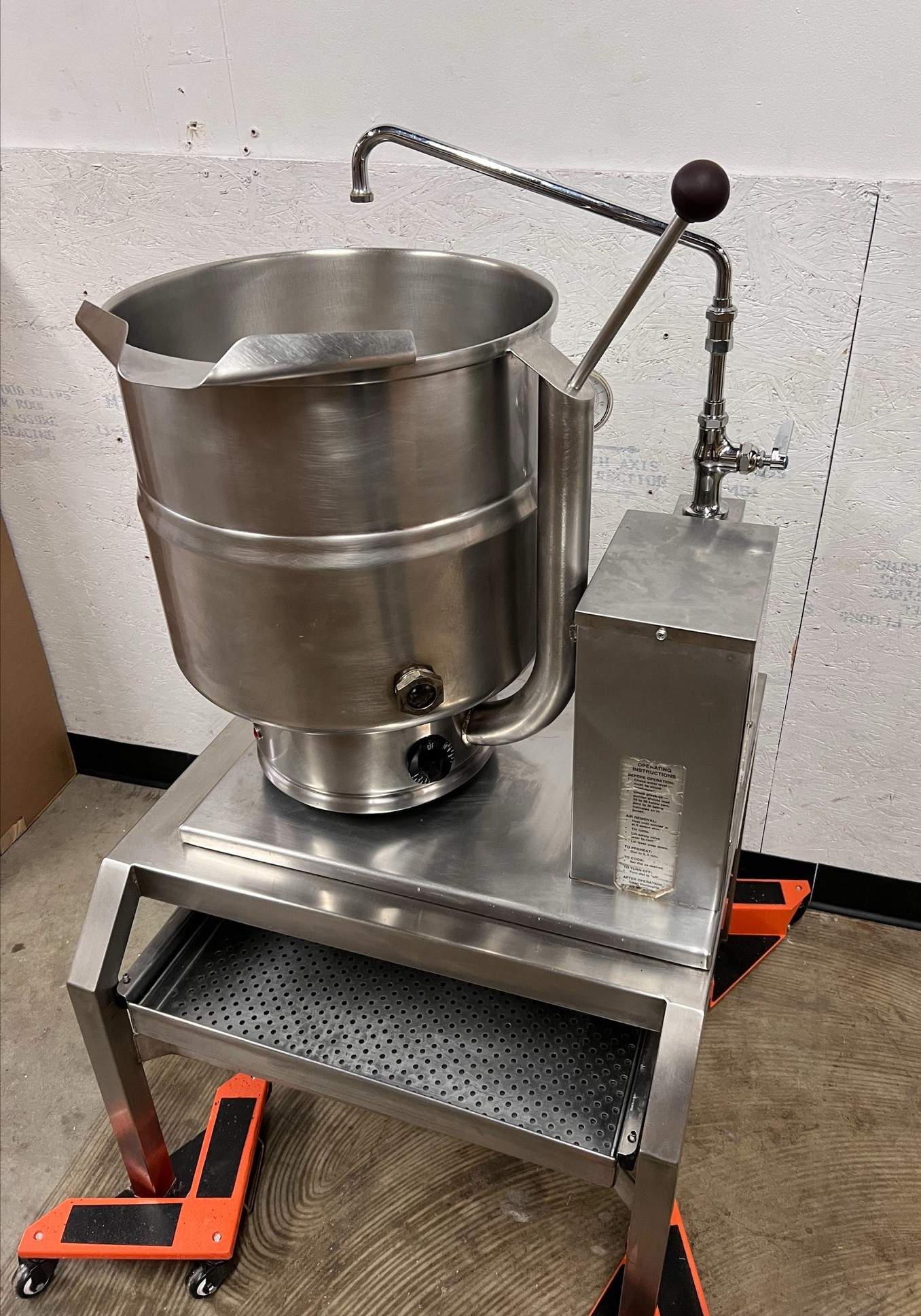 Used Groen 40-Quart Steam Kettle – Great Condition-image
