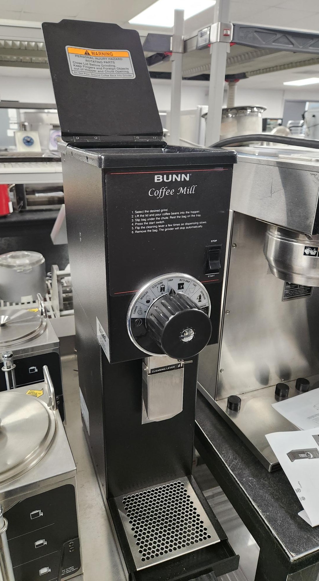 BUNN COFFEE GRINDER-image