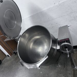 Used Market Forge FT-40E 40 Gallon Electric Tilting Kettle | United Restaurant Equipment